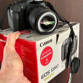 Зеркальный фотоаппарат Canon 1200d