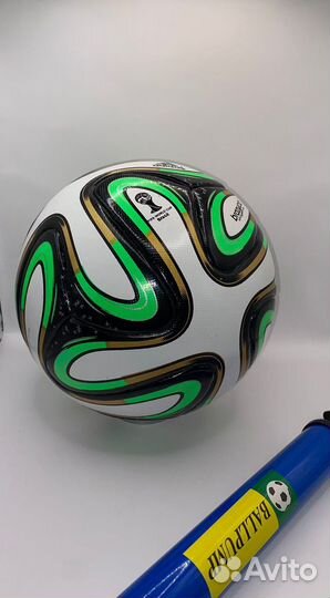 Футбольный мяч adidas brazuca, размер 5