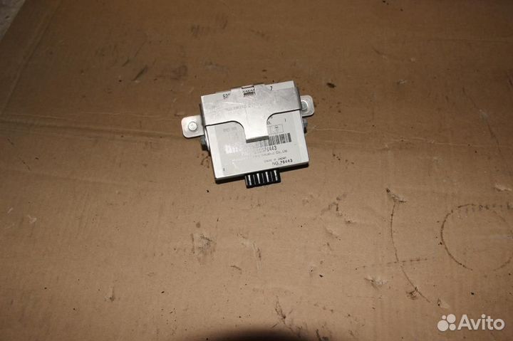 Блок управления антенной Mercedes Benz W211 E-Kla