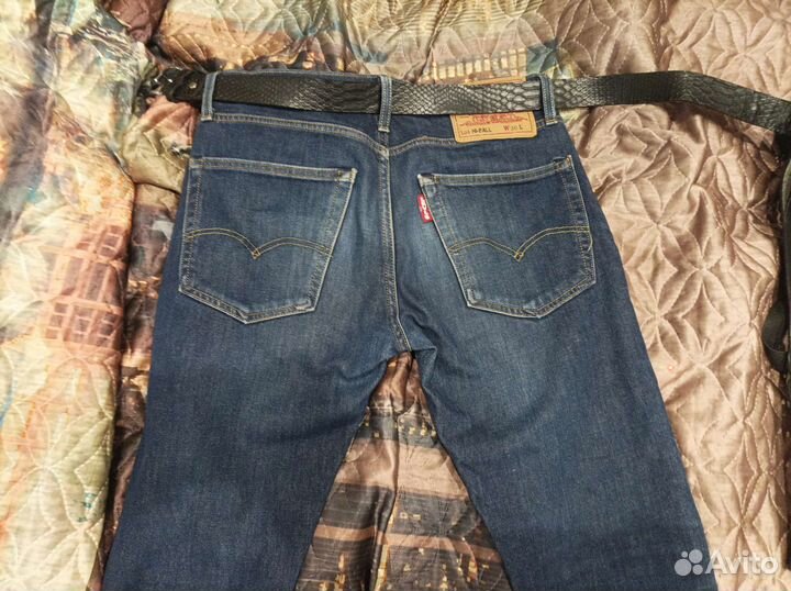 Джинсы levis