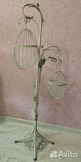 Подставка для цветов напольная металлическая