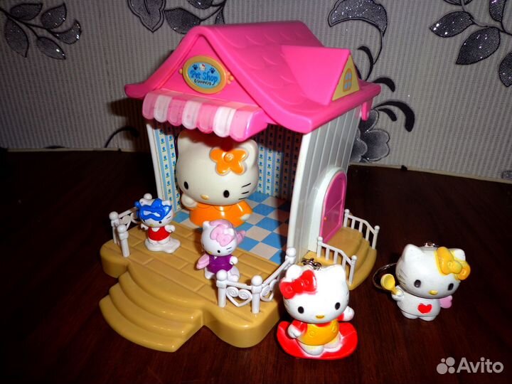 Домики складные,Кареты и многое другое