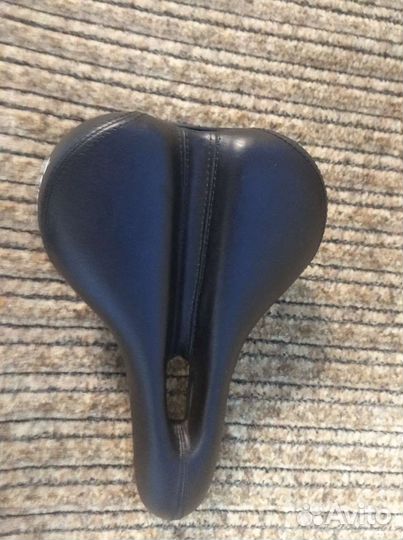 Седло для велосипеда кожаное