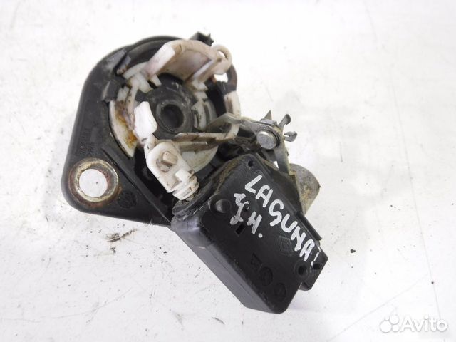 Кнопка открывания багажника Renault Laguna