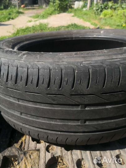 Bridgestone Turanza T001 215/55 R16