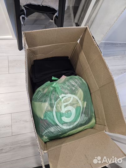 Коробка женских вещей 42-44