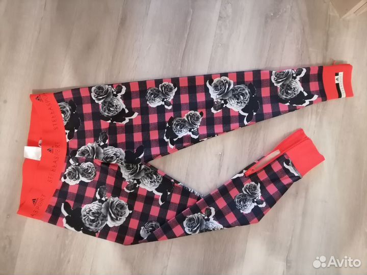 Спортивный костюм женский новый 32-34