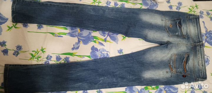 Джинсы