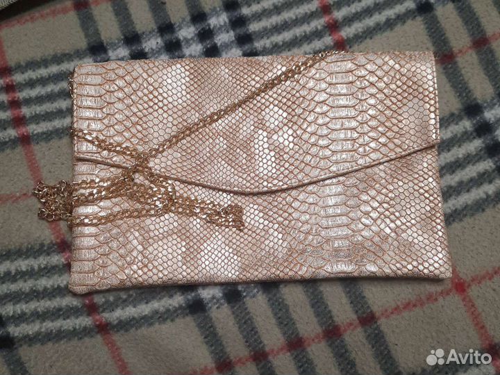 Клатч от Avon