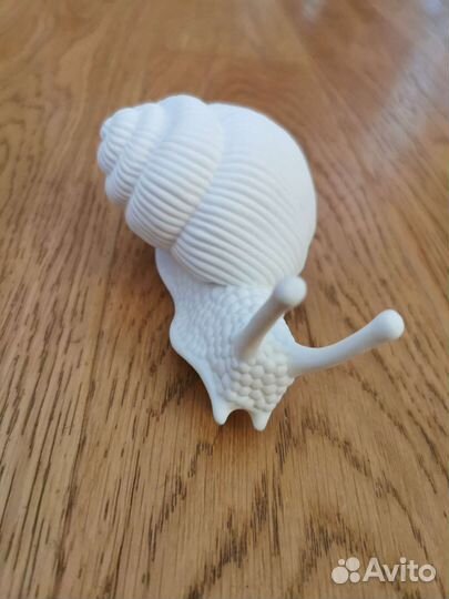 Фарфоровая статуэтка улитка, бисквит