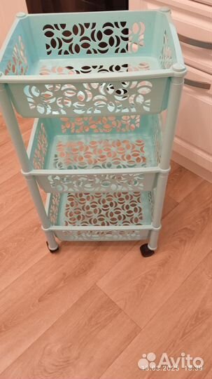 Этажерка на колесиках бу