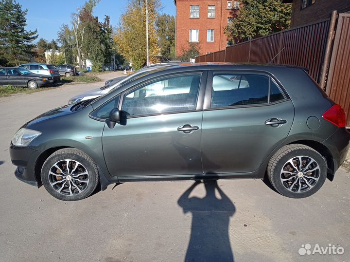 Toyota Auris 1.6 AMT, 2007, 200 000 км
