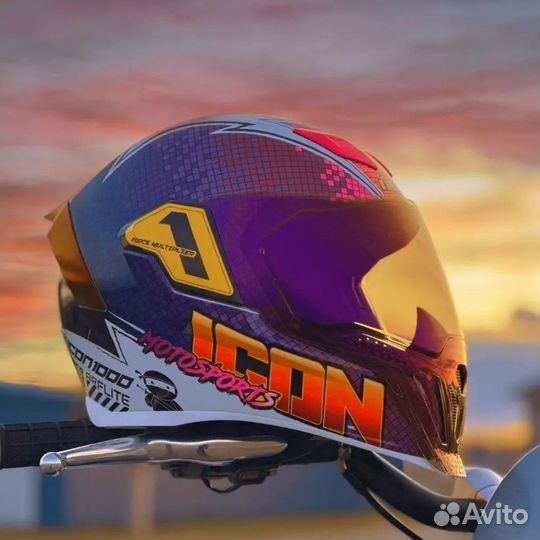 Мото шлем icon