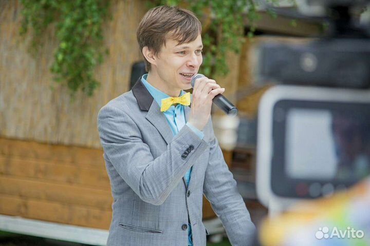 Ведущий и Dj с оборудованием - в одном лице