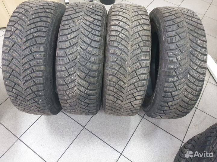 Michelin X-Ice North 4 SUV 215/65 R16