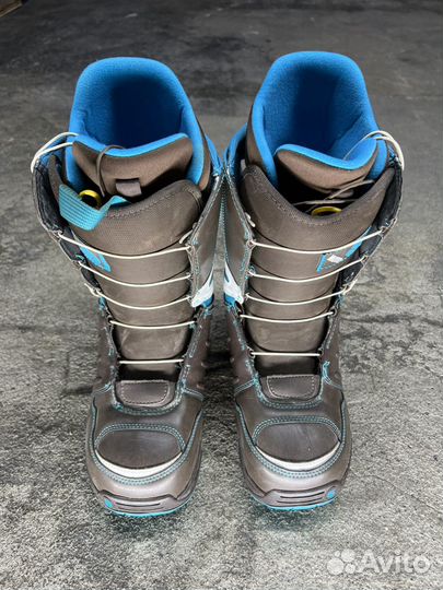 Ботинки для сноуборда 41.5eur Burton Moto
