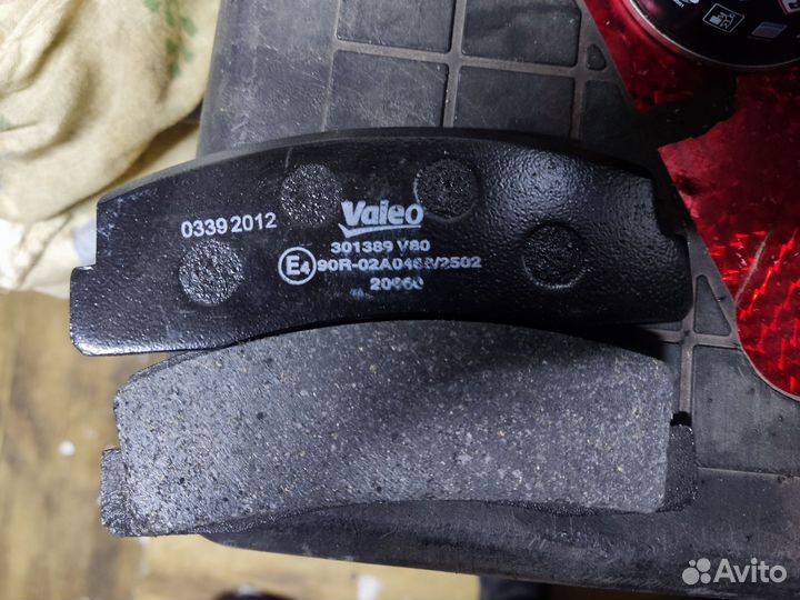 Тормозные колодки передние и задние нива