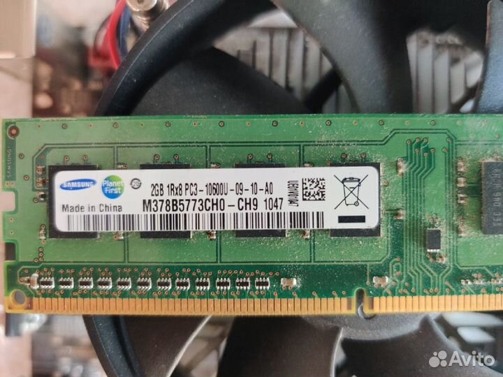 Материнская плата AsRock