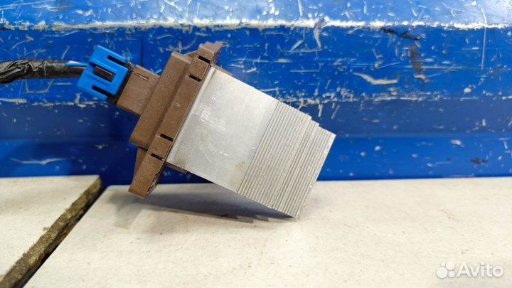 Резистор печки Hyundai I30 1 1.4 G4FA 2009