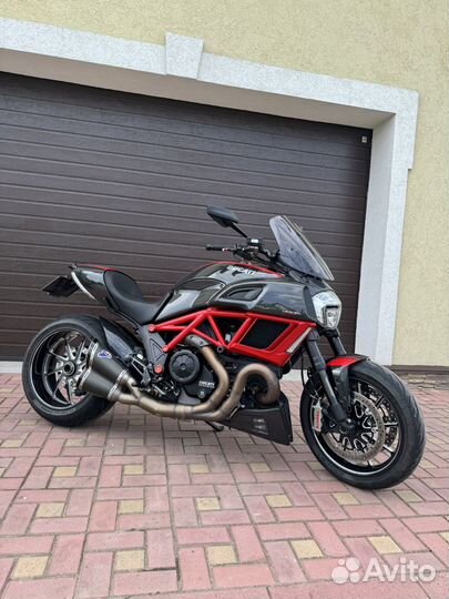 Ducati diavel carbon
