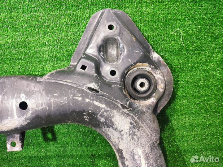 Подрамник передний (балка) Audi A6 C4