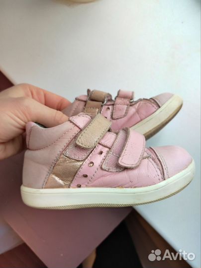 Ботинки для девочки