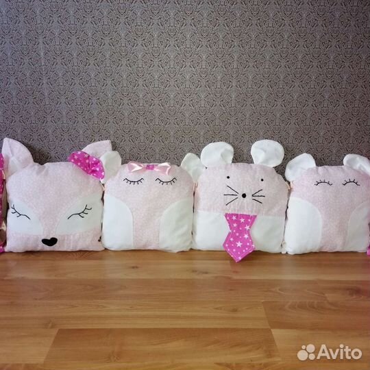 Бортики в кроватку новые