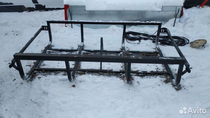 Корзина под запаски на полуприцеп