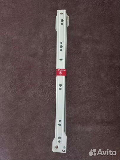 Направляющие на ящик