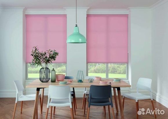 Рулонные шторы белого цвета