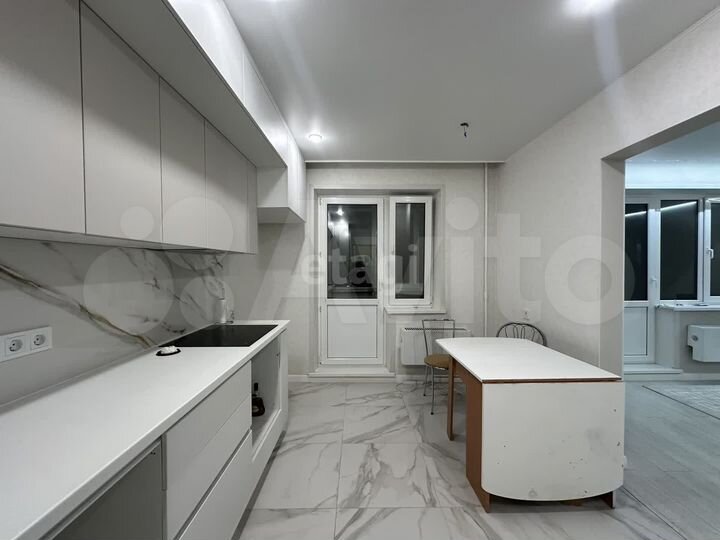 3-к. квартира, 105 м², 14/14 эт.