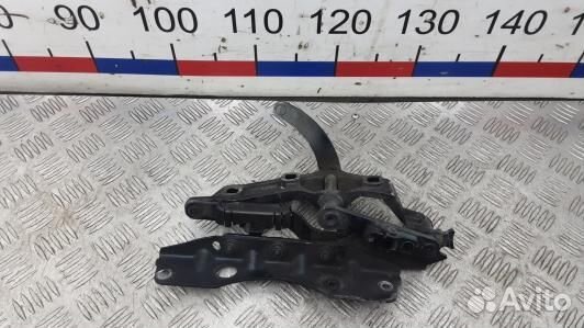 Петля капота mercedes benz S-class W221 (KPH20D502