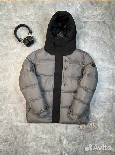 Пуховик Moncler