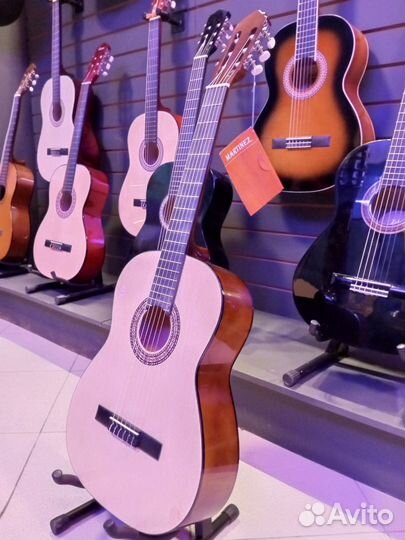 Гитара классическая Martinez