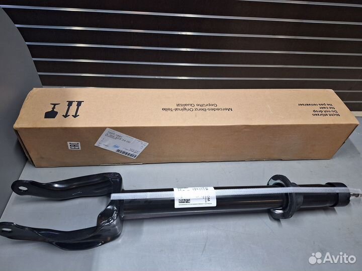 Амортизатор передний A1663232400 Mercedes W166