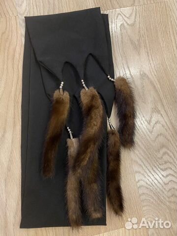Шарф с норковыми кисточками