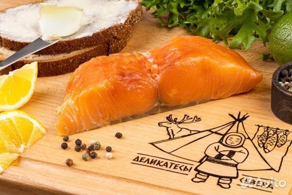 Полустейки лососевых пород рыб свежемороженые