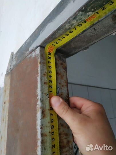 Железная дверь