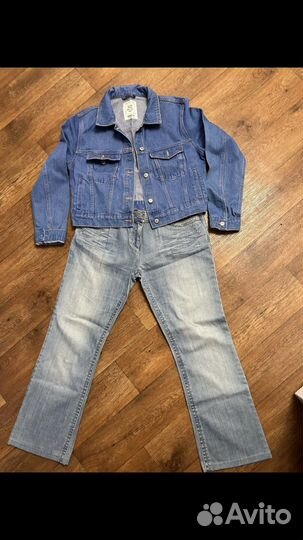 Куртка джинсовая