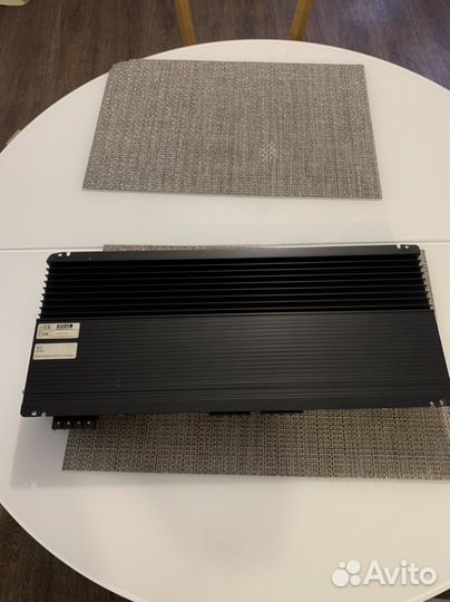 Авто усилитель audio system f4