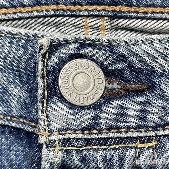Джинсы Levis 501