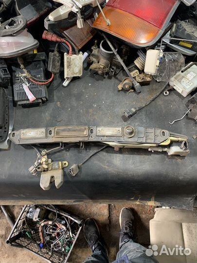 Ручка крышки багажника замок volkswagen passat B5+