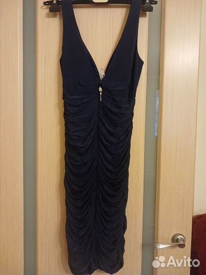 Вечернее платье 46 размера новое