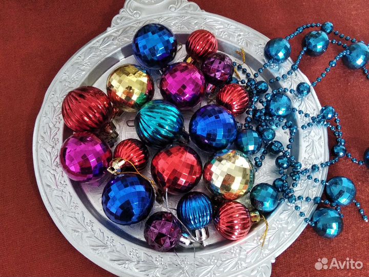 Ёлочные игрушки