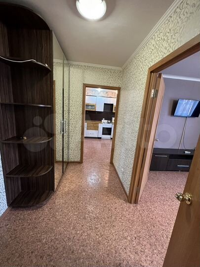 1-к. квартира, 42 м², 9/9 эт.