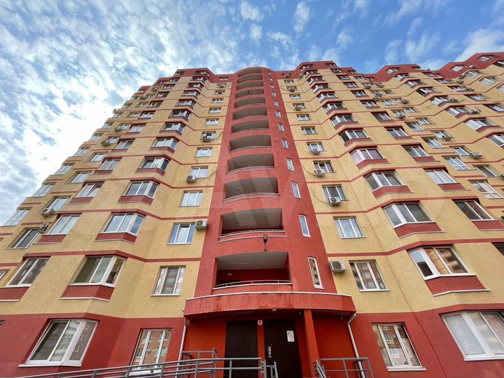 3-к. квартира, 86,4 м², 8/17 эт.