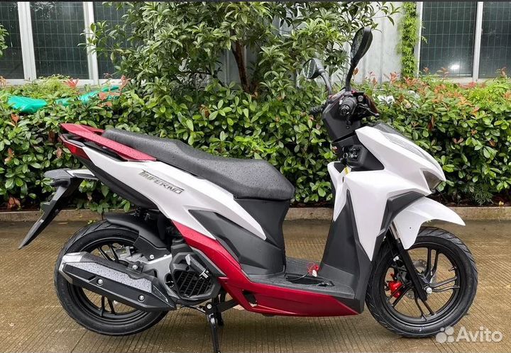 Скутер Vento Inferno-170cc(replica Honda Click)red