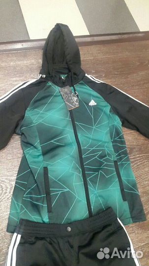 Спортивный костюм Adidas