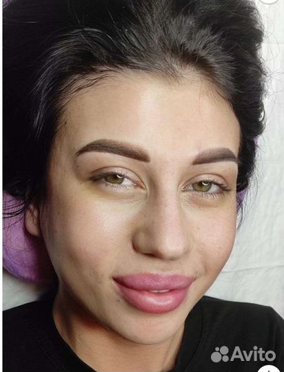 Татуаж. Пудровое напыление бровей