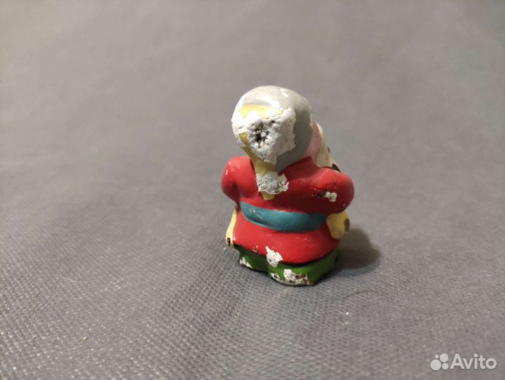 Гипсовая фигурка казака-курильщика из СССР